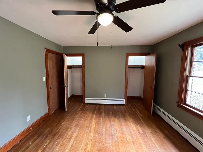 481 23rd Ave NE — Photo 32