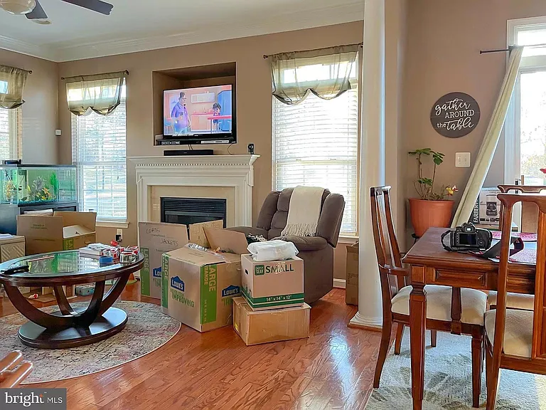 9850 Earls Ferry Cir #1 — Photo 3