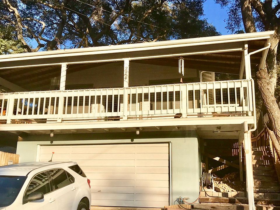 Front porch and garage.