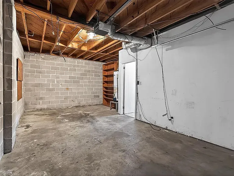 516 Argonne Dr — Photo 17