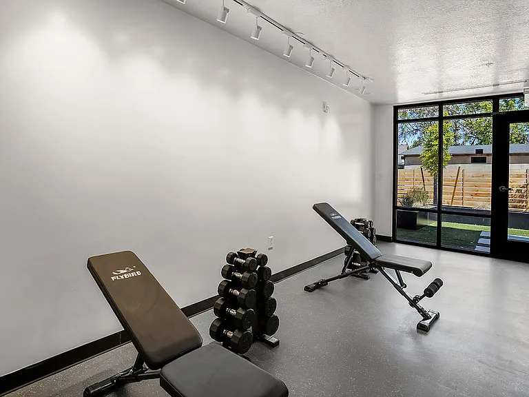 Alta Vue — Photo 25