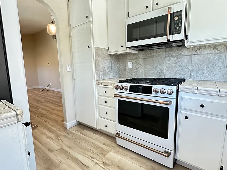 7082 Larkspur Pl — Photo 8