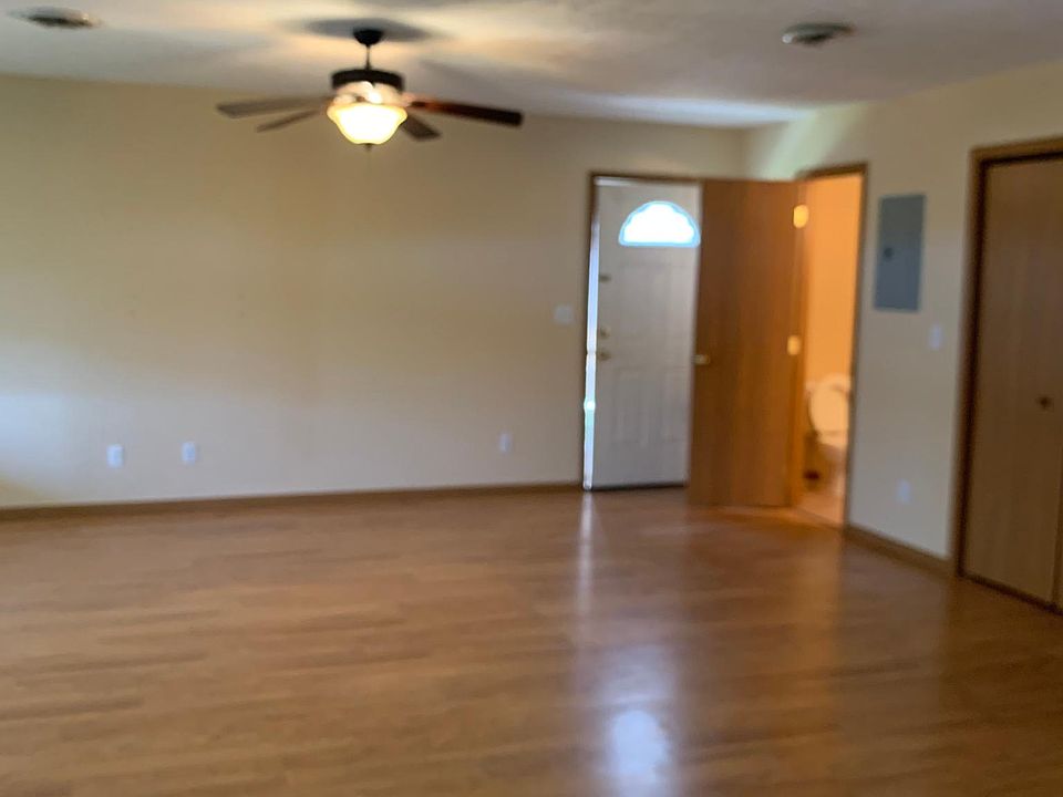 2nd image of 657 Price St