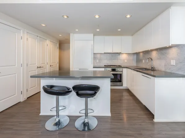 7368 Gollner Ave #709, Richmond, BC V6Y 0H9