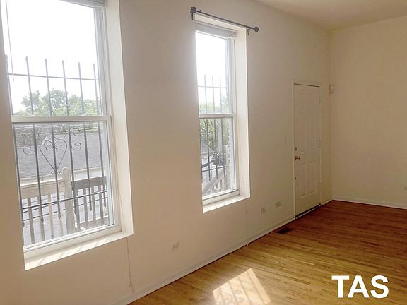 3rd image of 2518 W North Ave #3R