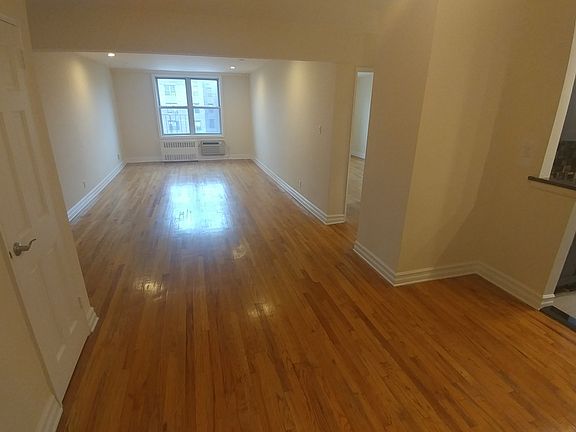 5th image of 6615 Thornton Pl APT 4V