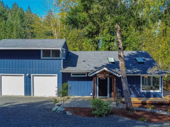 20 E Creekside Drive, Belfair, WA 98528