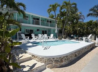 330-340 4th St, Key Colony Beach, FL 33051