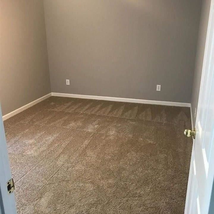 2nd image of 6057 Woodvale Cir