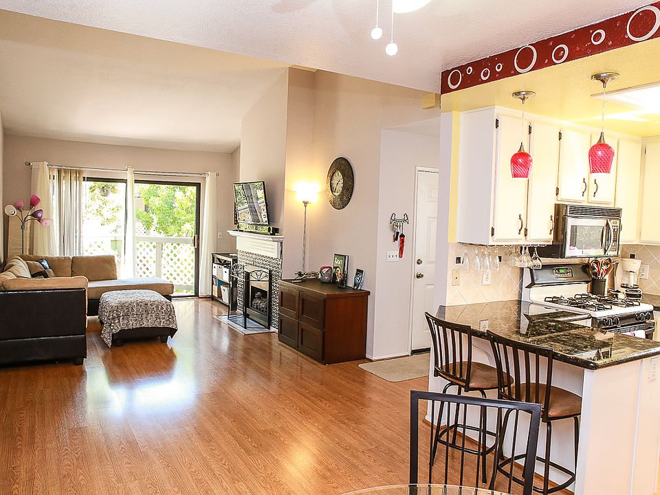 1st image of 3525 W Greentree Cir #122