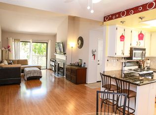 3525 W Greentree Cir #122, Anaheim, CA 92804