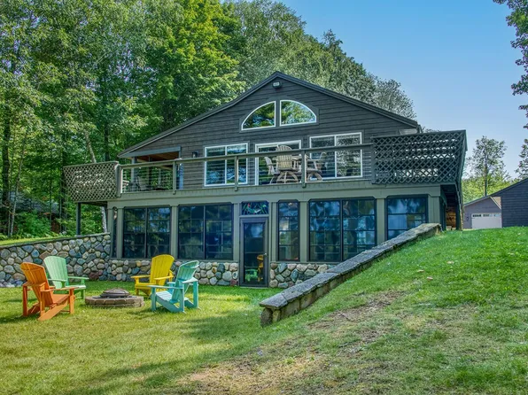 8693 Buckskin Trl, Minocqua, WI 54548