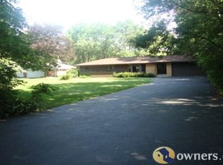 10202 W Ridge Rd, Hales Corners, WI 53130