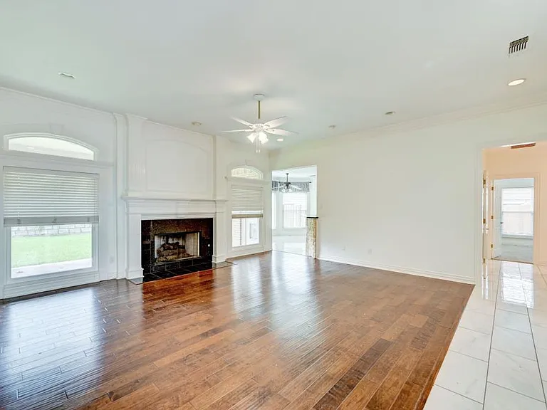 2804 Vermont Ct — Photo 6