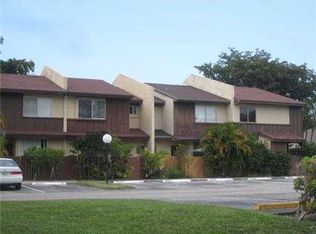 1377 Sussex Dr, Pompano Beach, FL 33068