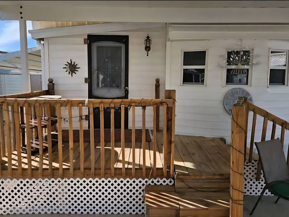 1st image of 8225 Arevee Dr