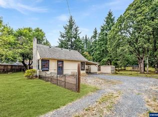 1426 Elm St, Sweet Home, OR