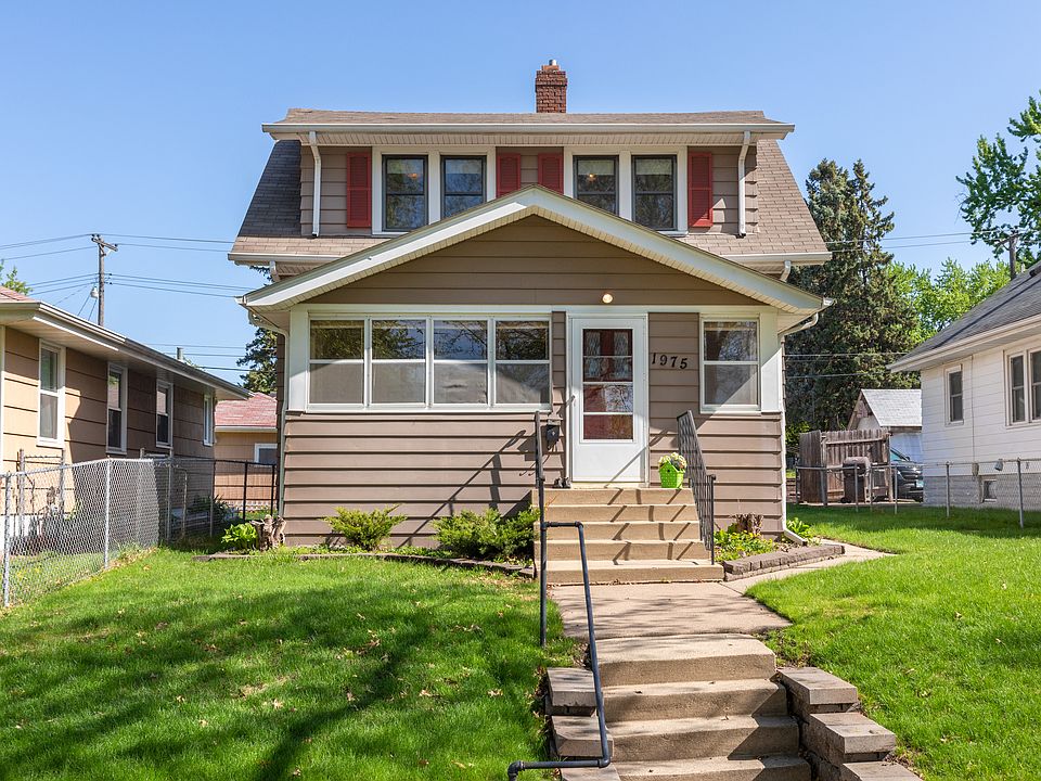 1st image of 1975 Hyacinth Ave E