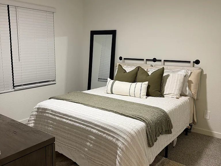 418 Mountain Bluebird Dr — Photo 5