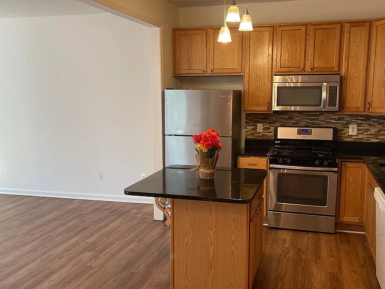 13659 Saint Johns Wood Pl — Photo 10