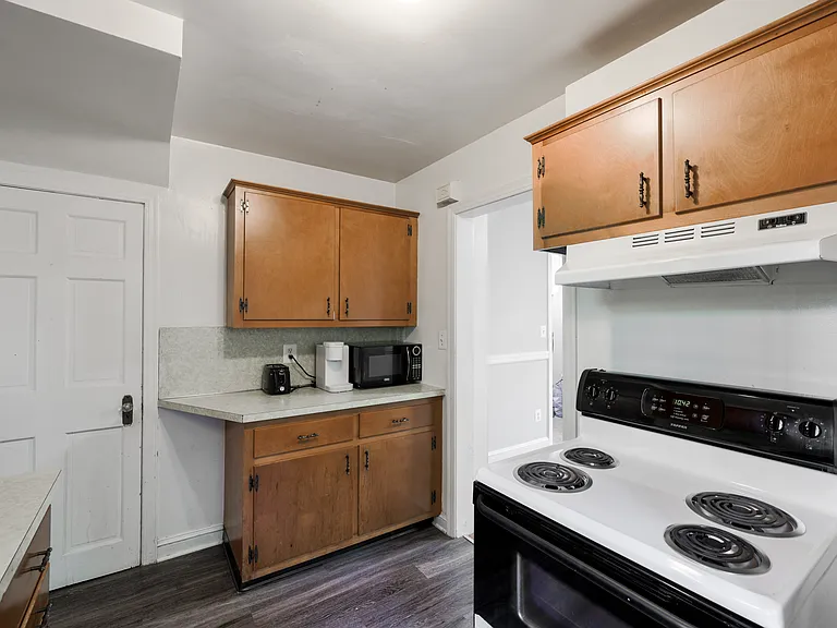 4603 Guilford Pl — Photo 12