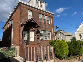 580 Gregory Ave, Clifton, NJ