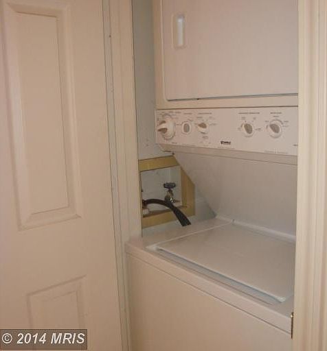 1st image of 4405 Sedgehurst Dr APT 306