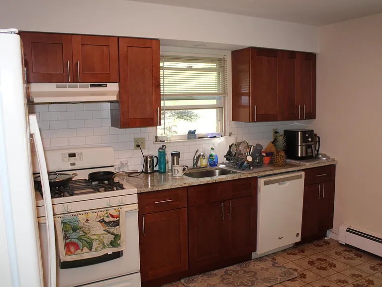 Spacious Eat-in Kitchen