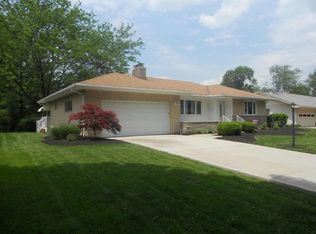 2914 Castlewood Rd, Columbus, OH 43209