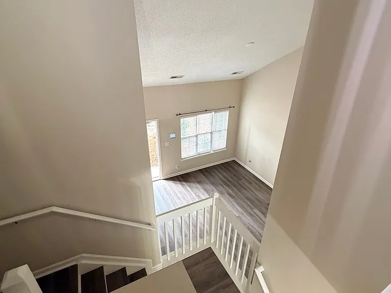 210 Bridford Downs Dr — Photo 31