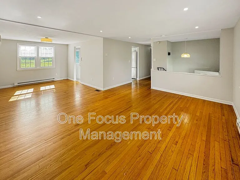 79 Valley View Rd — Photo 3
