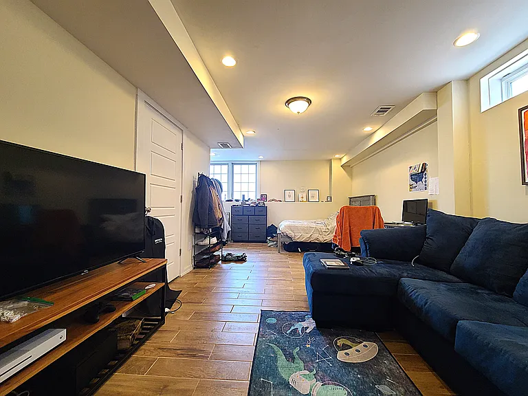1 Larose Pl — Photo 9