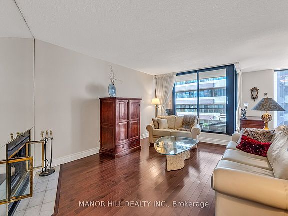 3rd image of 1331 Bay St #803