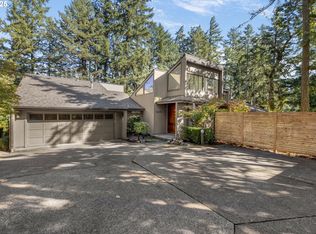 3905 Spring Blvd, Eugene, OR 97405