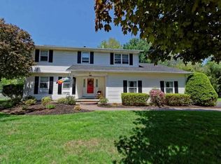 2 Rudder Ln, Latham, NY 12110