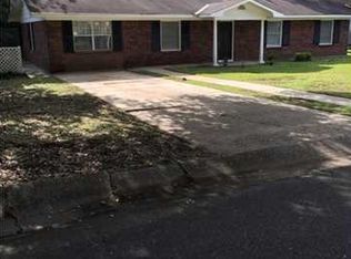 1026 Saint Moritz Dr W, Mobile, AL 36608