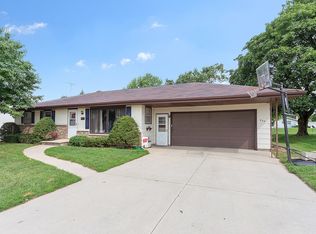 422 E Brooklyn St, Chilton, WI 53014