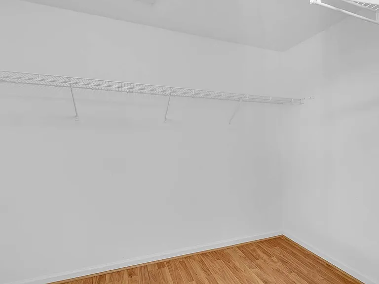 417 Belmont Cir — Photo 7