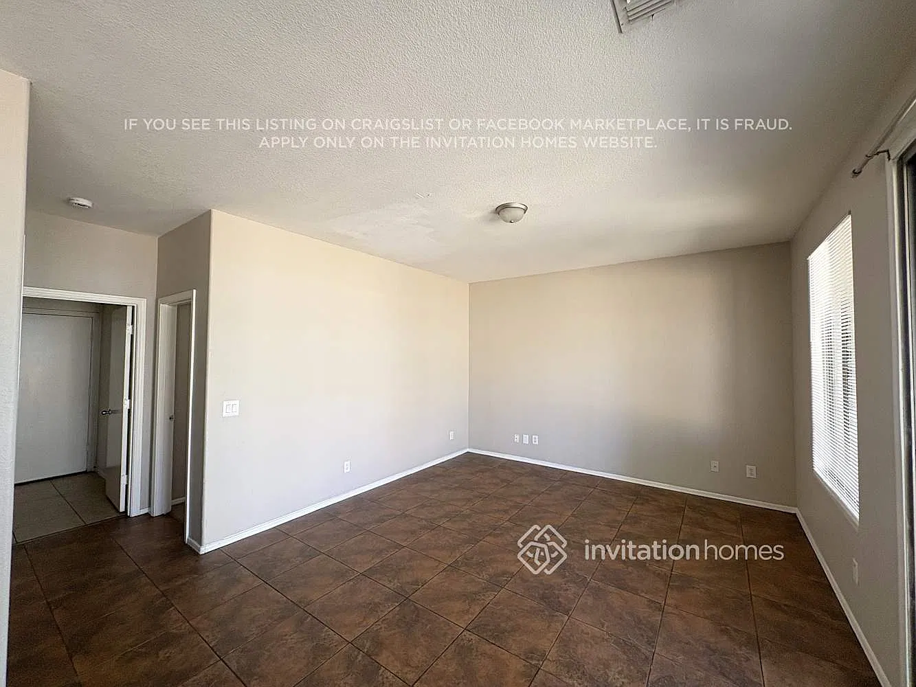 6770 W Citrus Way Glendale, AZ 85303 — Photo 2