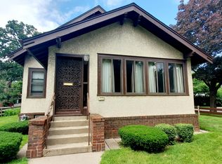 1702 Hubbard Ave, Saint Paul, MN 55104