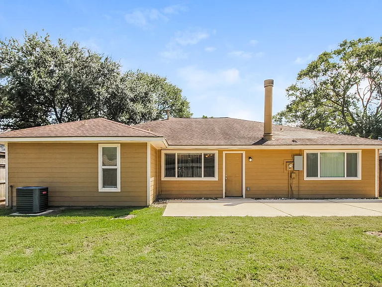 2535 Goldspring Ln — Photo 14