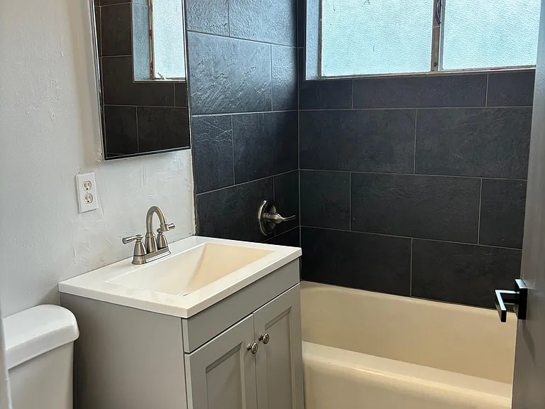 6882 Foothill Blvd #6882 — Photo 7