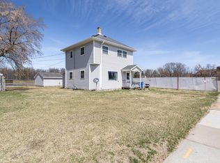 108 W 3rd St, Merrill, WI 54452