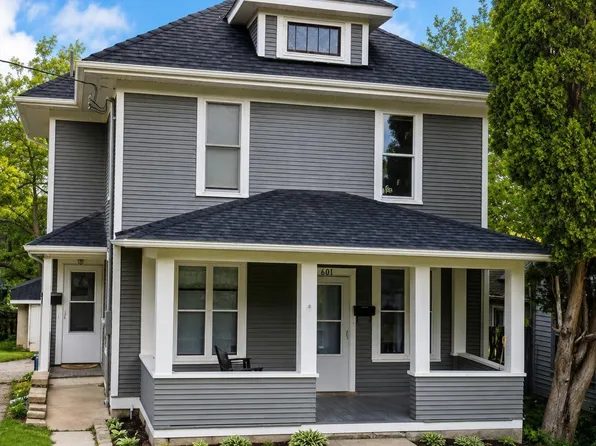 601 Day St, Decorah, IA 52101