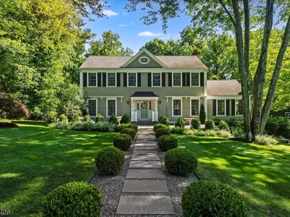 29 Birch Dr, Bernards Twp., NJ 07920