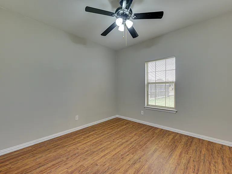 102 Paloma Cir — Photo 21