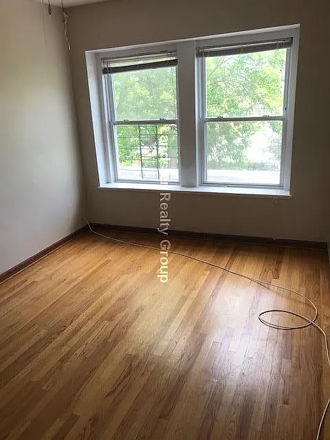Building Photo - 3159 W Argyle St #3N