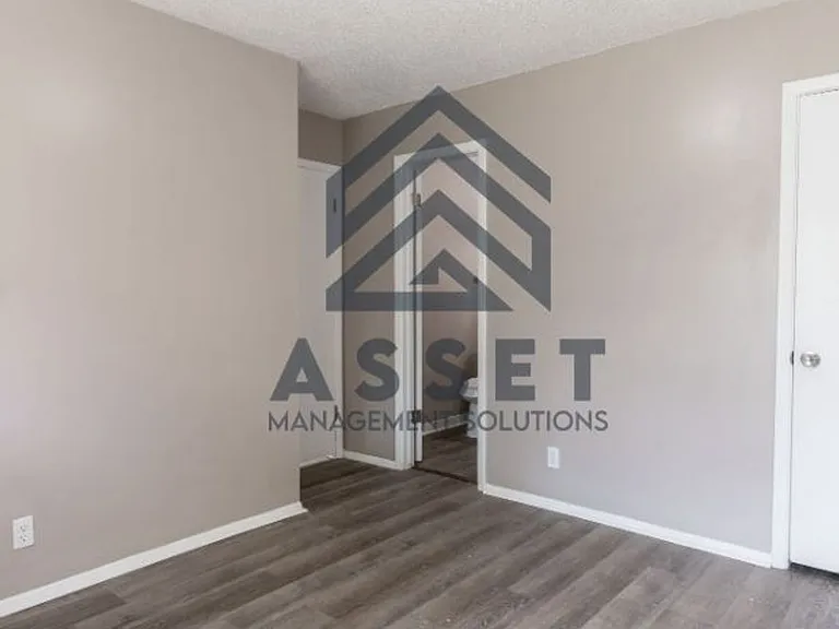 6307 S Owasso Ave — Photo 17
