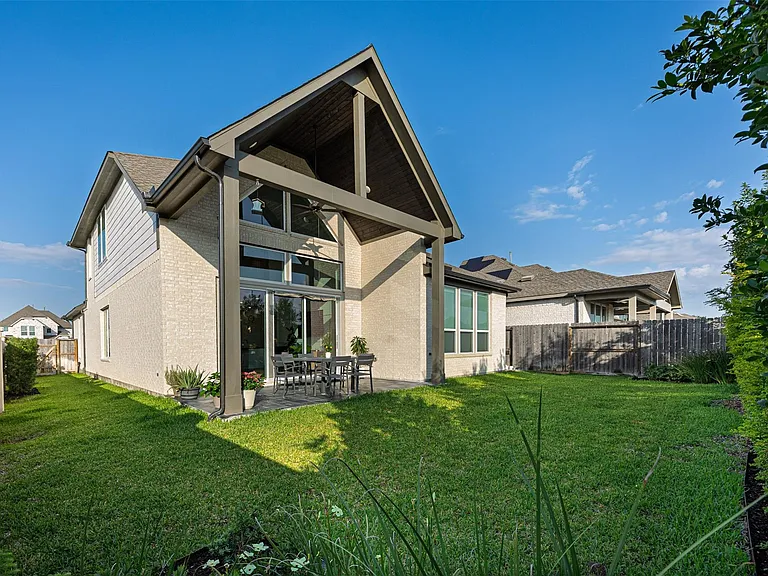 2331 Russett Forest Dr — Photo 19