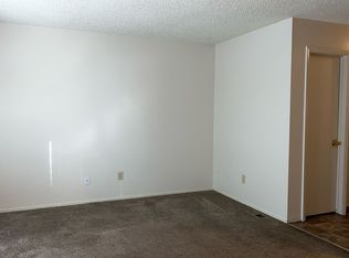 1002 W Center St, Fallon, NV 89406